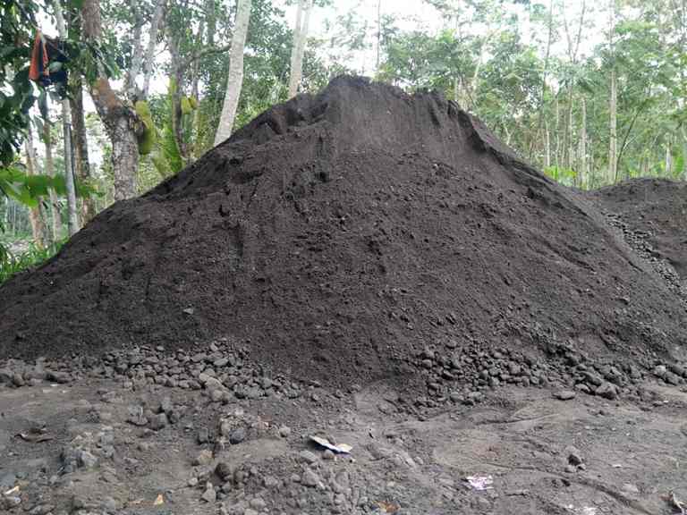 Harga Pasir Merapi 1 truk di Genuk Semarang